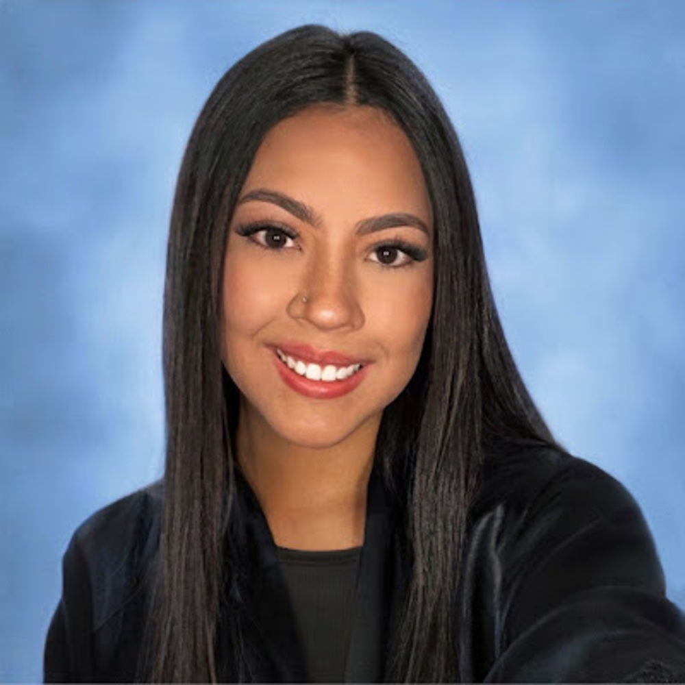 Meet your Posher, Carmen
